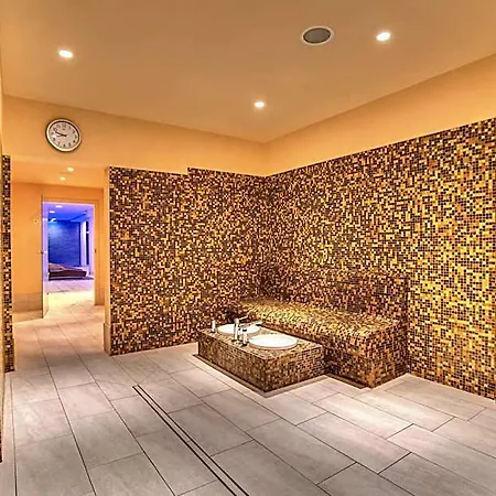 Upstalsboom Hotel 4*
